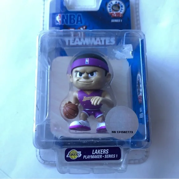 NBA Lil’ Teammates Lakers Player - Picture 3 of 6